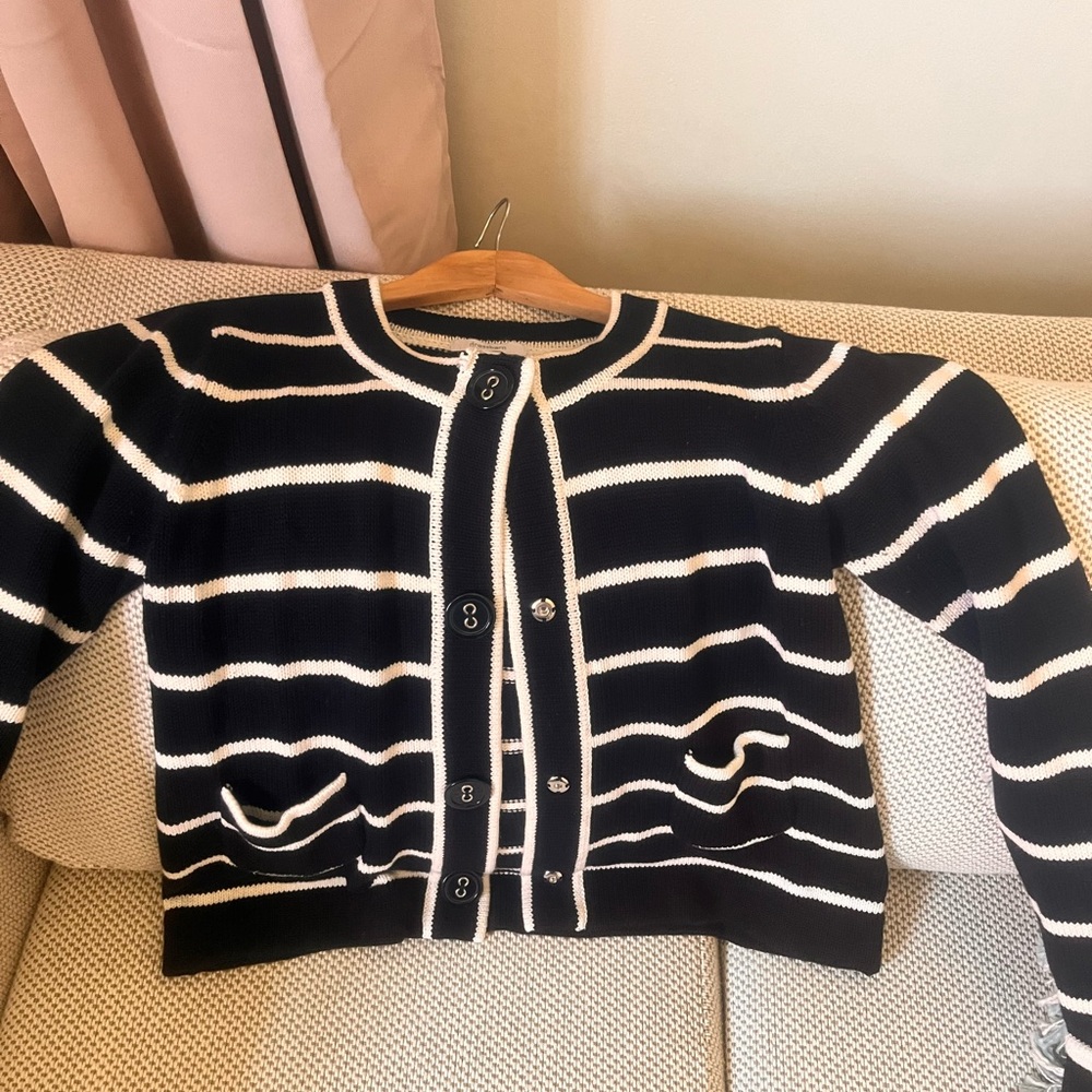 Dress barn. Black and white striped snap sweater size large. In great shape